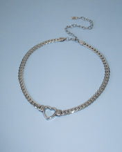 Load image into Gallery viewer, BRAIDED HEART CHAIN