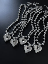Load image into Gallery viewer, CHUNKY HEART BALL NECKLACE