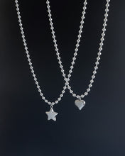 Load image into Gallery viewer, MINI PUFFED STAR HEART NECKLACE