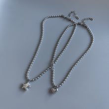 Load image into Gallery viewer, MINI PUFFED STAR HEART NECKLACE