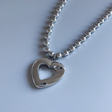 Load image into Gallery viewer, OPEN HEART NECKLACE