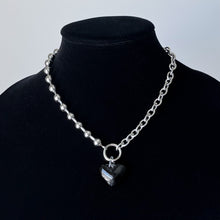 Load image into Gallery viewer, MINI GLASS HEART CHAIN NECKLACE
