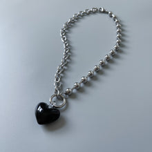 Load image into Gallery viewer, MINI GLASS HEART CHAIN NECKLACE