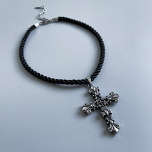 Load image into Gallery viewer, DOLCE CROSS NECKLACE