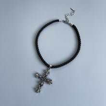 Load image into Gallery viewer, DOLCE CROSS NECKLACE