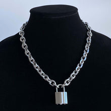 Load image into Gallery viewer, PADLOCK CHAIN