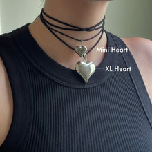 Load image into Gallery viewer, PUFFED HEART CORD NECKLACE