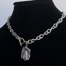 Load image into Gallery viewer, SQUARE PEARL TOGGLE NECKLACE