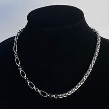Load image into Gallery viewer, HALF LINK CHAIN