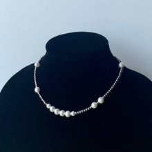 Load image into Gallery viewer, STAINLESS STEEL PEARL BEAD NECKLACE