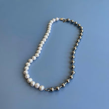 Load image into Gallery viewer, FRESHWATER PEARL CHAIN