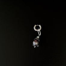Load image into Gallery viewer, BLACK BAROQUE PEARL EARRING