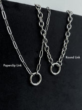 Load image into Gallery viewer, CHARM CLASP CHAIN NECKLACE