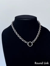 Load image into Gallery viewer, CHARM CLASP CHAIN NECKLACE