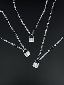 MINI LOCK NECKLACE