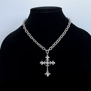 XL FLEUR CROSS PENDANT NECKLACE