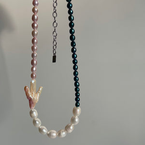 AURA PEARL NECKLACE