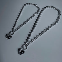 Load image into Gallery viewer, MINI GLASS HEART CHAIN NECKLACE