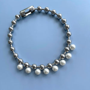 OVERSIZED PEARL BALL CHAIN
