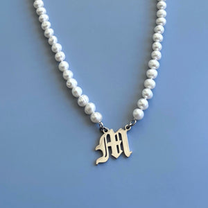 INITIAL PEARL NECKLACE