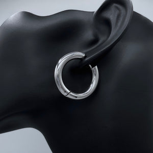 CLOSED BASIC HOOP EARRINGS