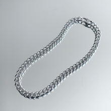 Load image into Gallery viewer, CUBAN LINK NECKLACE